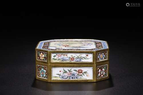 QIAN LONG NIAN ZHI MARK COPPER CLOISONNE 8 PARTS SQUARE BOX