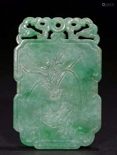 OLD JADEITE FLOWER GREEN BRAND