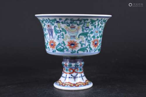 Chinese Qing DouCai Porcelain Handle Cup