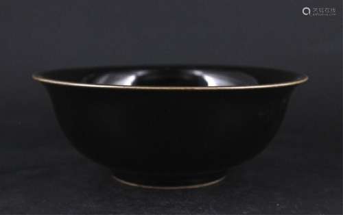 Chinese Qing Porcelain Black Glaze Bowl