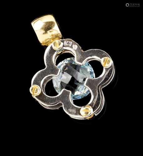 A pendantBicolour goldStylised flower with briolette cut blue topazOporto hallmark, Deer (800/000)