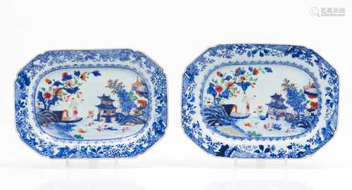 A pair of octagonal plattersChinese export porcelain Blue underglaze and 