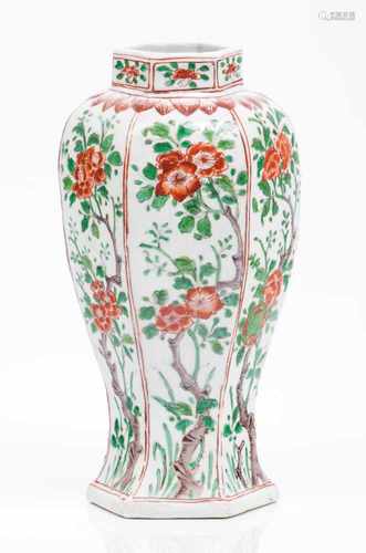 A vaseChinese export porcelainFaceted body with floral polychrome 