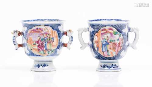 A pair of handled bowlsChinese export porcelainBlue underglaze and 