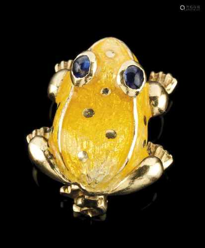 A toad broochGoldYellow enamelled body with cabochon sapphire eyesEuropean, mid 20th