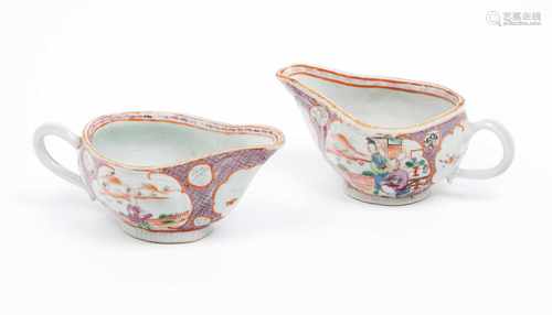 A pair of sauceboatsChinese export porcelainPolychrome 