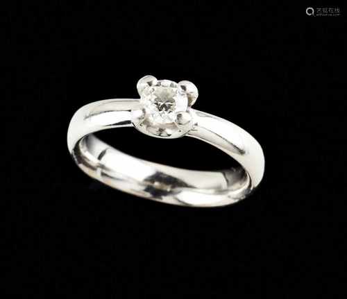 Solitary ringPlatinumSet with one white coloured brilliant cut diamond (ca. 0.50ct)Lisbon