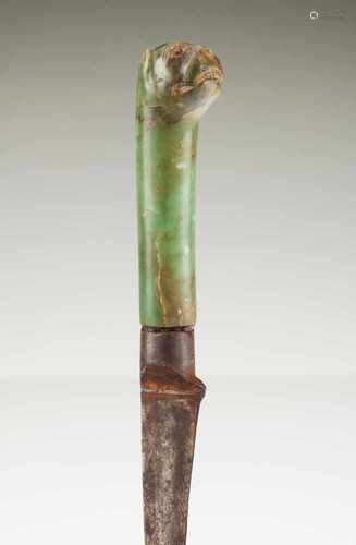 Dagger - KardStraight shaped steel blade with one cutting edgeZoomorphic jade handle of tiger's head