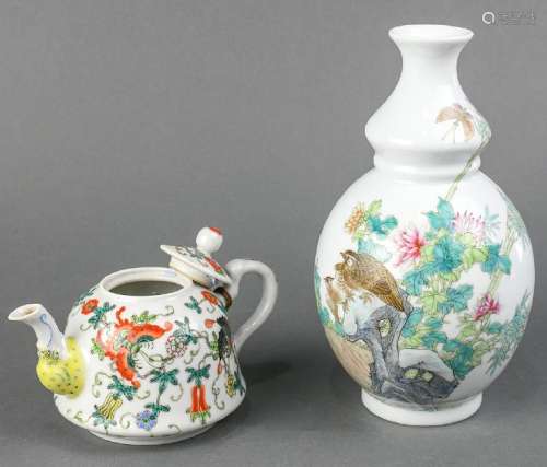 Chinese Porcelain Teapot and Teapot