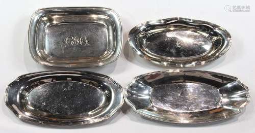 (lot of 4) Sterling silver serving articles, makers