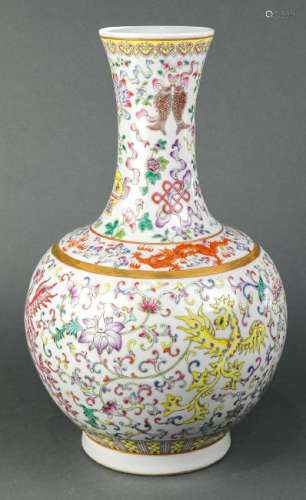 Chinese Enameled Porcelain Vase