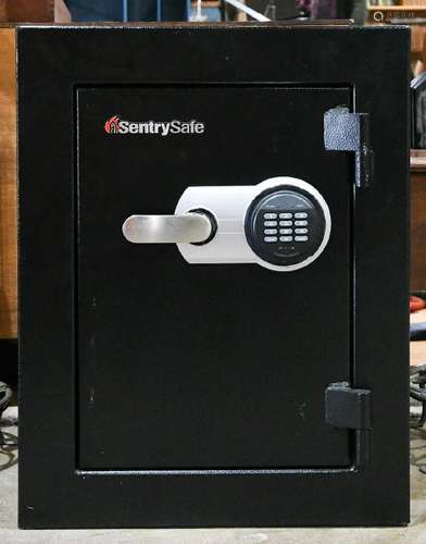 Sentry Safe, 28