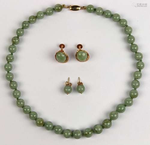 Jadeite bead and 14k yellow gold jewelry