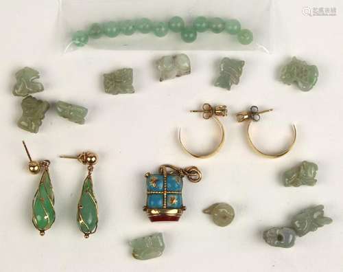 Collection of diamond, jade, aventurine, carnelian,