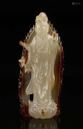 AN ICE CANDY AGATE GUAYIN STATUE