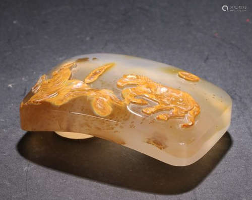 AN AGATE CHARACTER STORY CARVED BELT BUCKLE