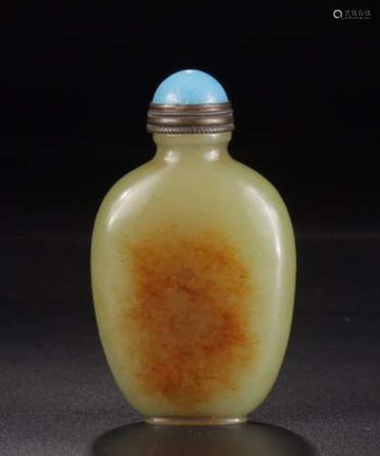 A HETIAN JADE  DRAGON CARVED SNUFF BOTTLE