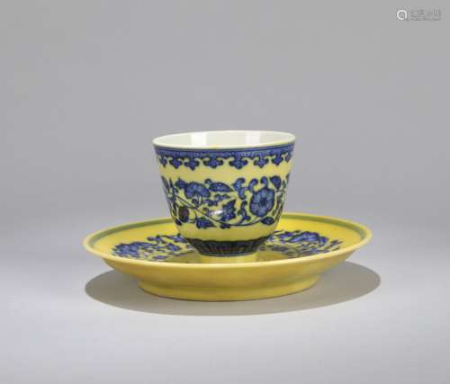 A Chinese Blue and White Porcelain Cup with Yellow Ground Porcelain Stand