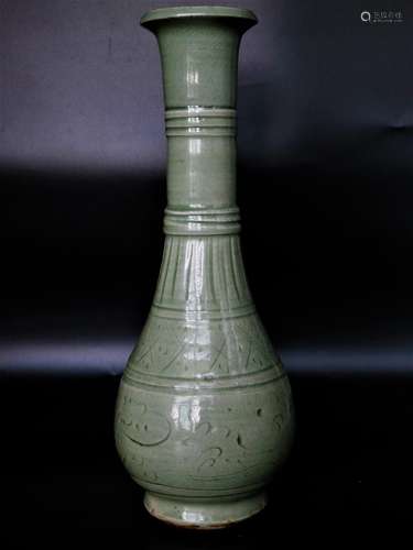 A Chinese Celadon Porcelain Vase