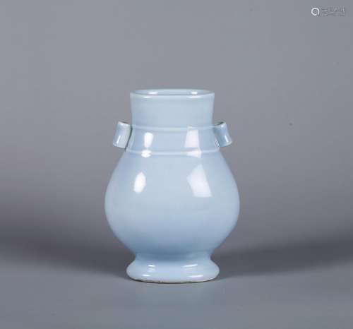 A Chinese Blue Glazed Porcelain Vase