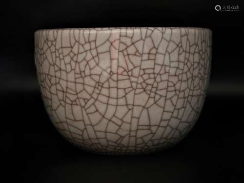 A Chinese Guan-Type Porcelain Bowl