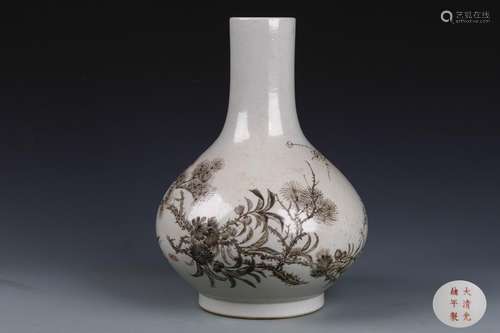 A Chinese Famille-Rose Porcelain Vase