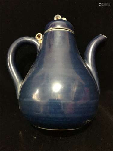 A Chinese Blue Glazed Porcelain Wine Pot