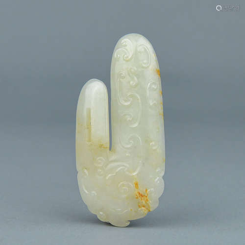 A Chinese Carved Jade Pendant