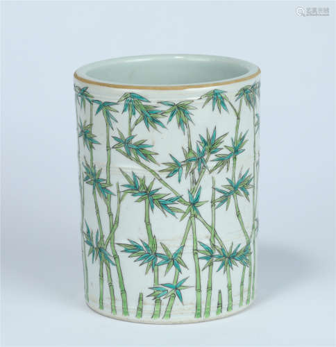 A Chines Arved Green FailleRose porcelain Brush Pot