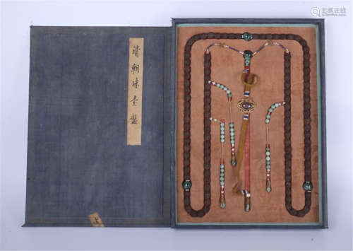 CHINESE AGALWOOD BEAD CHAOZHU COURT NECKLACE