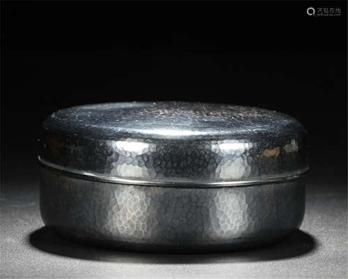 CHINESE PURE SILVER LIDDED BOX