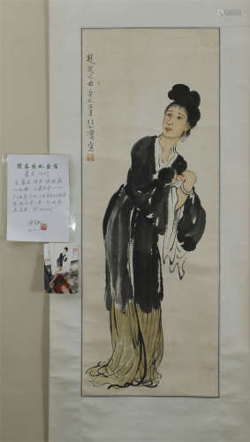 CHINESE SCROLL PAINTING OF STANDING BEAUTY