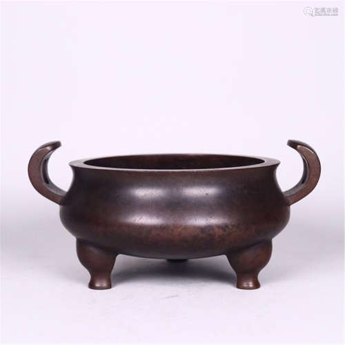 CHINESE BRONZE CIRCLE HANDLE TRIPLE FEET ROUND CENSER