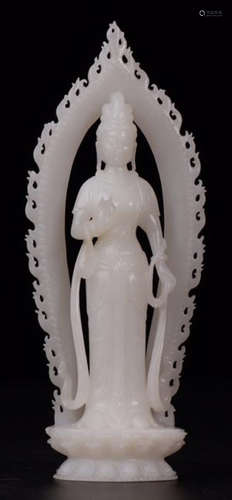 A HETIAN JADE CARVED GUANYIN BUDDHA