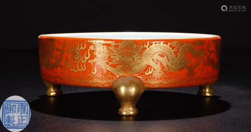 A RED&GOLD GLAZE DRAGON PATTERN TRIPOD CENSER