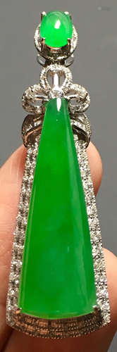 A GREEN JADEITE CARVED PINGAN PENDANT, TYPE A