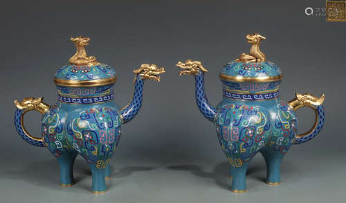 PAIR CLOISONNE CASTED BEAST PATTERN TRIPOD POT