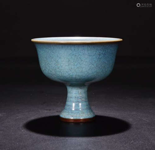 A JUNYAO BLUE GLAZE CUP