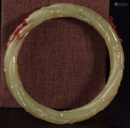 A HETIAN YELLOW JADE CARVED BAMBOO BANGLE