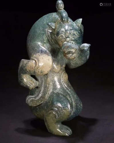 OLD HETIAN JADE RUI BEAST ORNAMENT