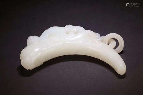 HETIAN JADE BEAST HEAD PHOENIX ORNAMENT