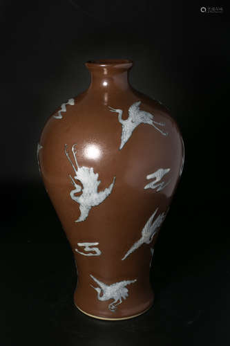 A QIANLONG MARK ZIJIN GLAZE MEIPING VASE