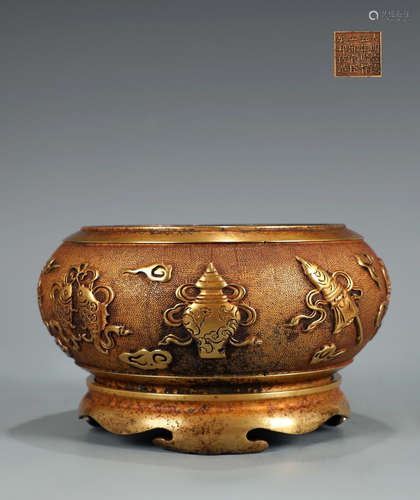 A XUANDE MARK GILT BRONZE CENSER