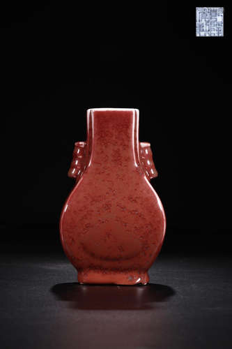 A RED GLAZED VASE WITH QIANLONGNIANZHI MARK