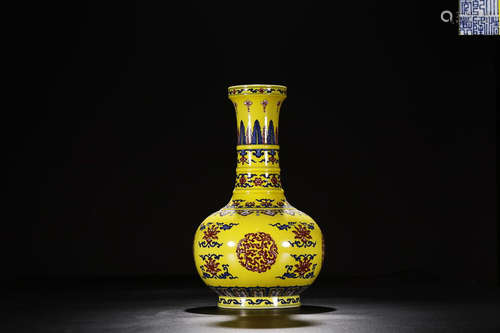 A 'QIANLONG'MARK UNDERGLAZE RED YELLOW BACKGROUND FLOWER PATTERN  ROLL EDGE VASE