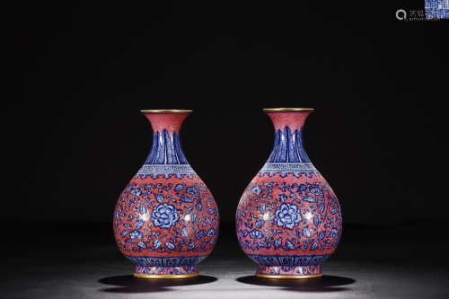 A 'QIANLONG 'MARK RED GLAZE OUTLINE IN GOLD FLOWER PATTERN YUHUCHUNPING VASE