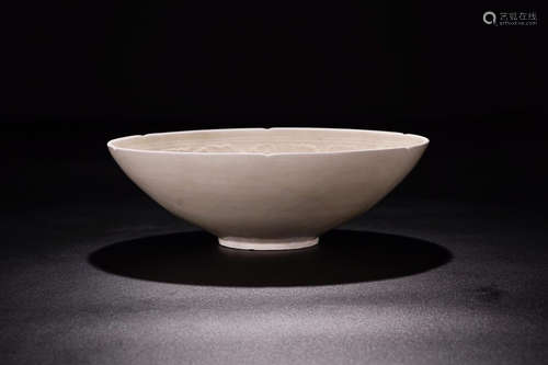 A DING YAO FLOWER  PATTERN BOWL