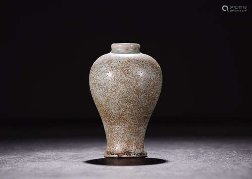 A'QINGLIANGSI' RU YAO MEIPING VASE