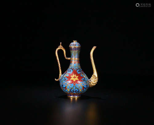 A QIANLONG MARK CLOISONNE POT WITH FLORAL PATTERN