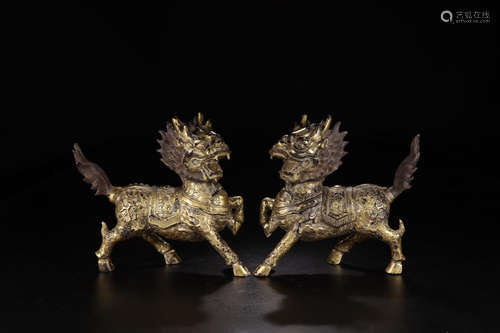 A COPPER GILDED QILIN BEAST ORNAMEN